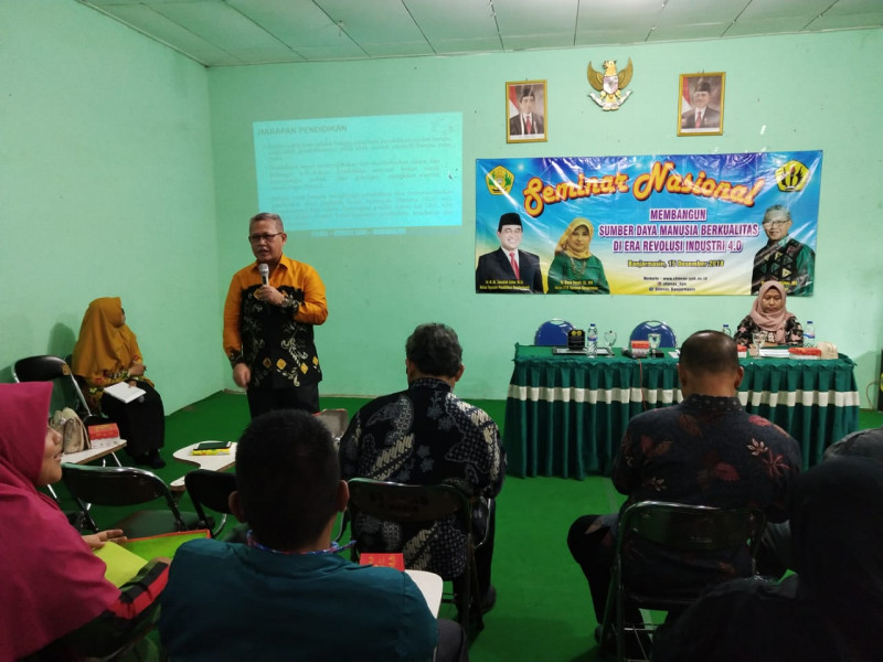Seminar Nasional Membangun SDM Berkualitas di Era Revolusi Industri 4.0
