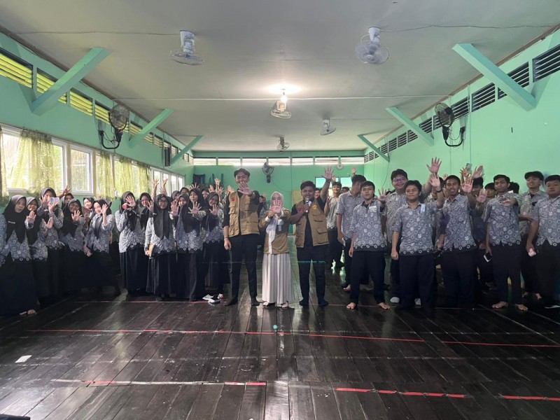 Satgas PPKPT STIENAS Banjarmasin Sosialisasikan Pencegahan Kekerasan di SMAN 4 Banjarmasin